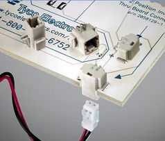 泰科电子简化LED供电设计 全新反向SMT通板连接器可引导电流从电路板背面通过